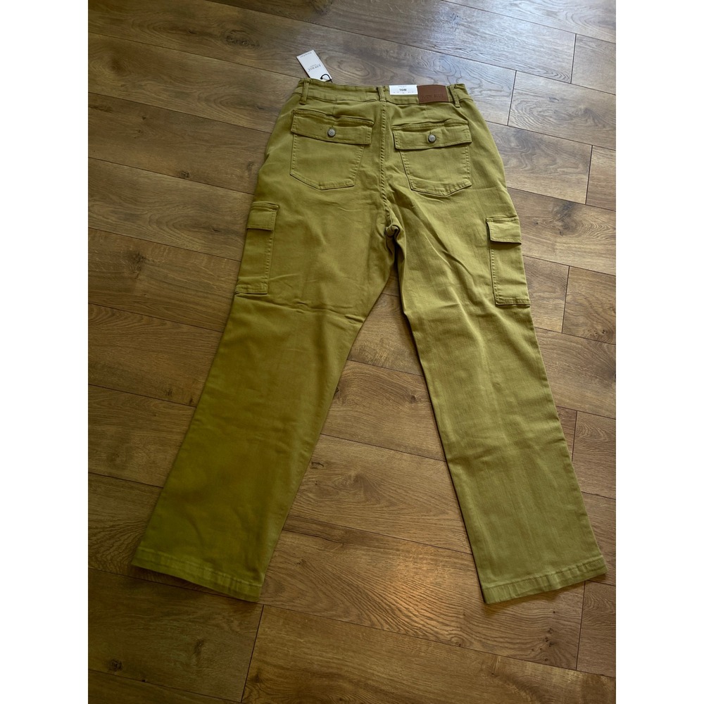 Judy Blue 16W High Waste Garment Dyed Matcha Straight Leg Cargo Pants NWT - Picture 5 of 16